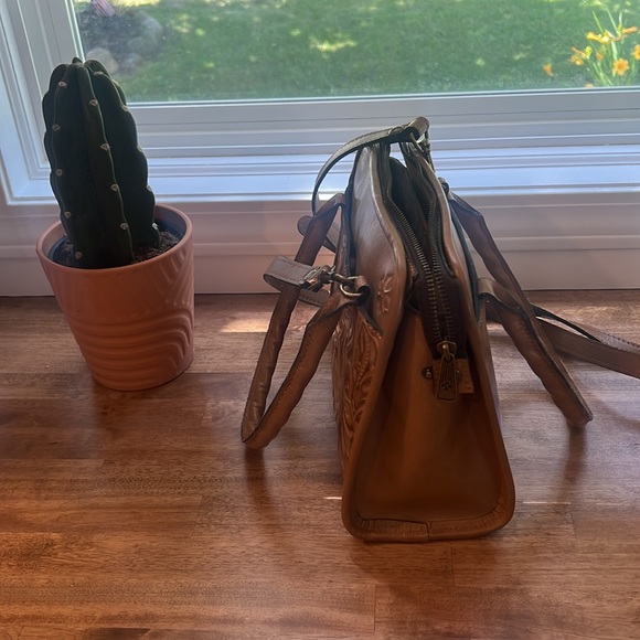 Patricia Nash western embossed leather satchel - Picture 7 of 8